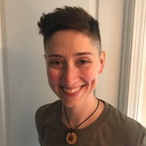 Meet your Posher, Larissa